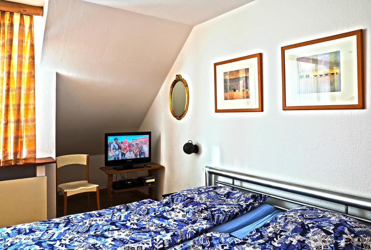 Ferienwohnung Bei Stadthagen Mit Wlan Und Waschmaschine Niedernwohren Exteriör bild